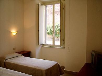 Center Hotel Рим Екстериор снимка